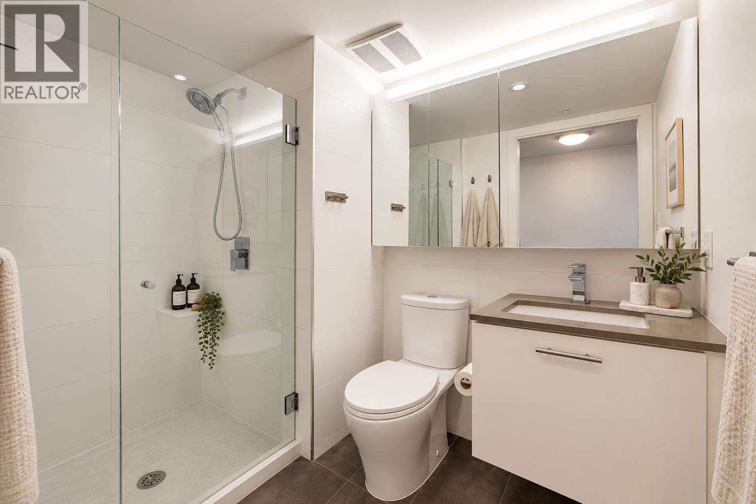 Photo of 208 150 E CORDOVA STREET 19