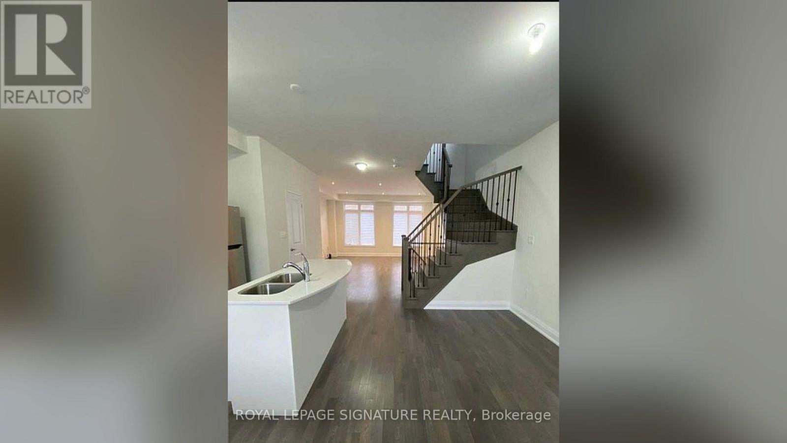 161 Moneypenny Place