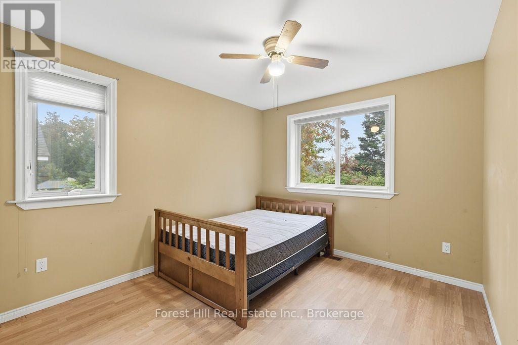1014a Burgess Avenue — photo 16