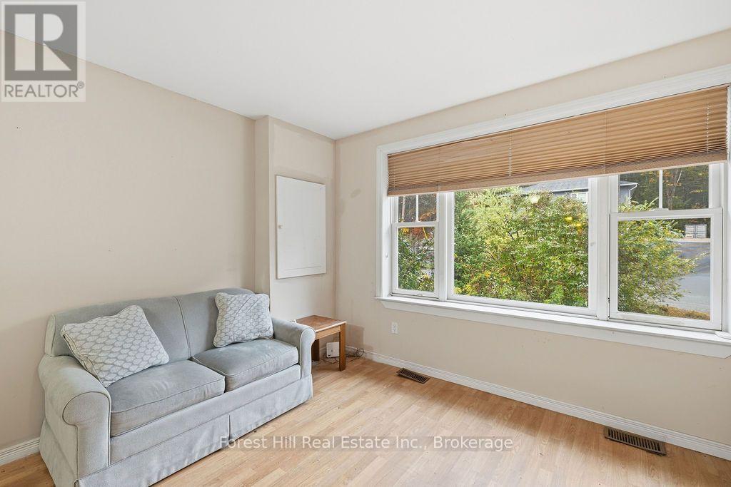 1014a Burgess Avenue — photo 24