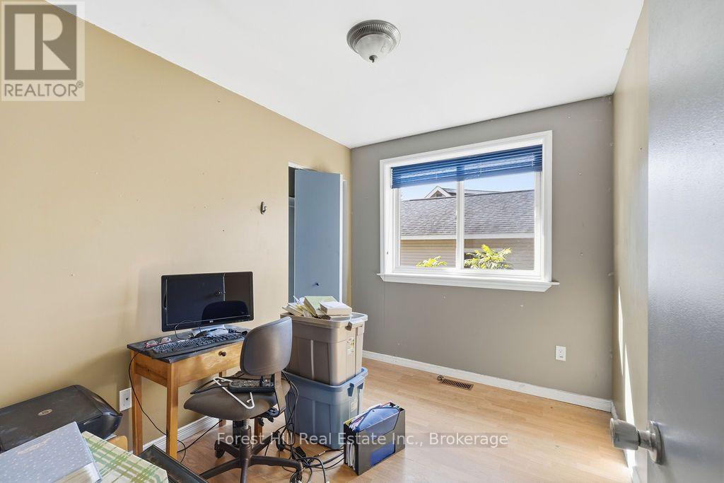 1014a Burgess Avenue — photo 26