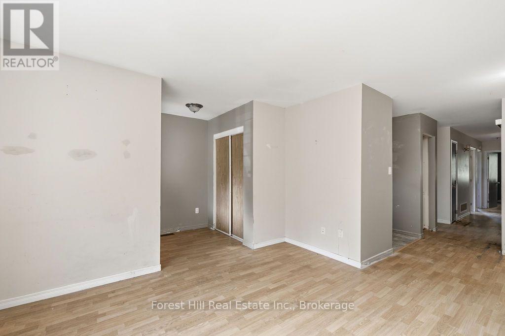 1014a Burgess Avenue — photo 32