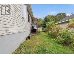 1014a Burgess Avenue, Muskoka Lakes, ON P0C1A0 Photo 11