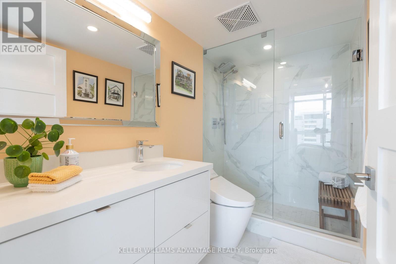 1048 Broadview Avenue — photo 28