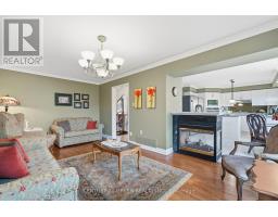 Family room - 2296 London Mist Court, Mississauga, ON L5M5Y4 Photo 9