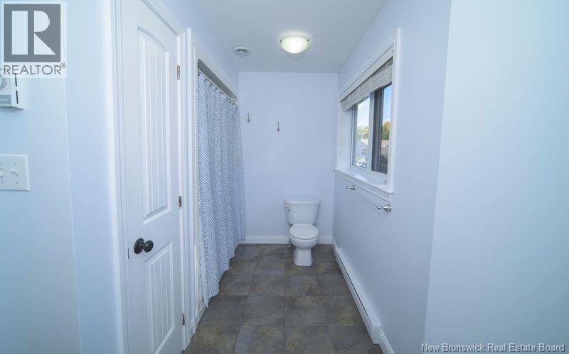 31 Riverview Drive - 17