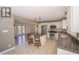 31 Riverview Drive, photo 3