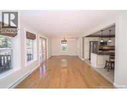 31 Riverview Drive, photo 4