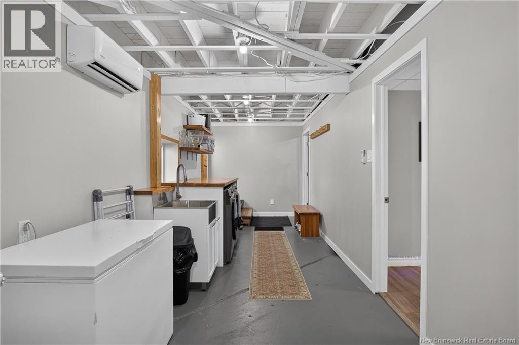 22 MacLean Road - 35