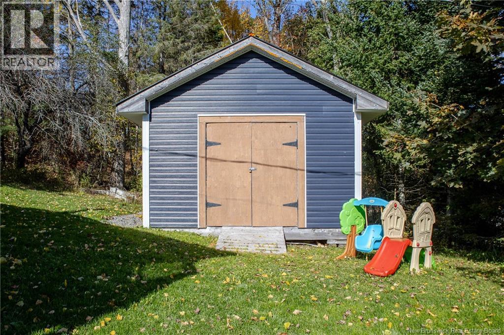 22 MacLean Road - 45