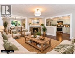 2834 Wyndeatt Ave, Saanich, BC V9A2L8 Photo 16