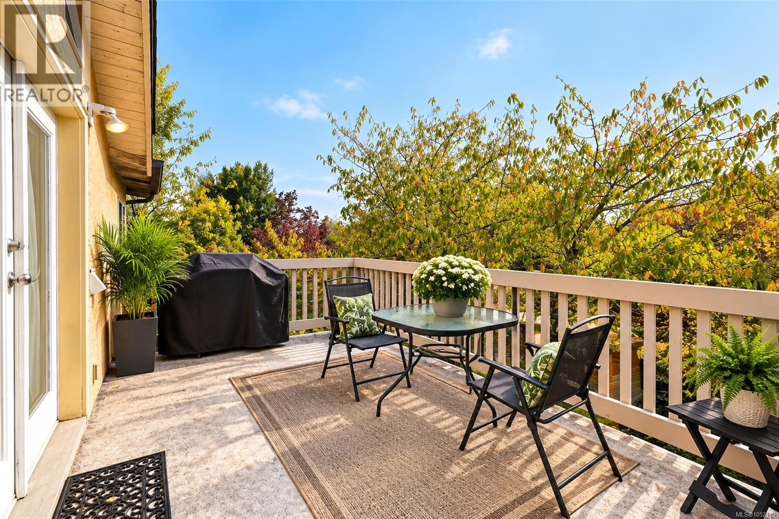 2834 Wyndeatt Ave - 55