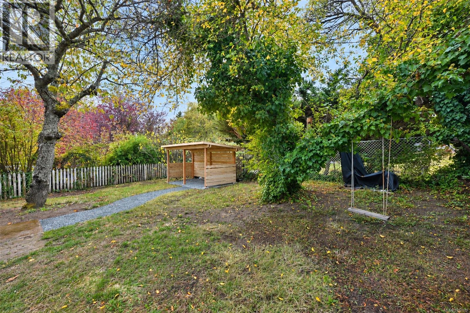 2834 Wyndeatt Ave - 58