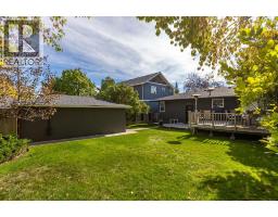 408 49 Avenue SW - photo 41