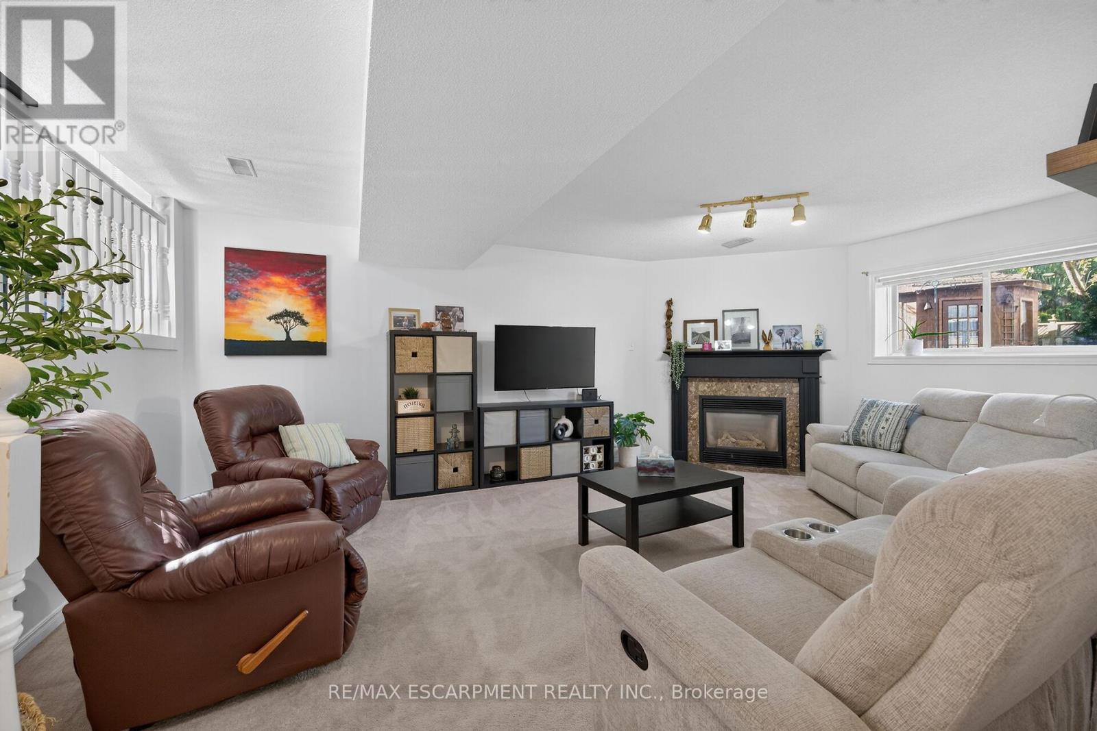 37 Glenhollow Drive, Hamilton, ON photo 28