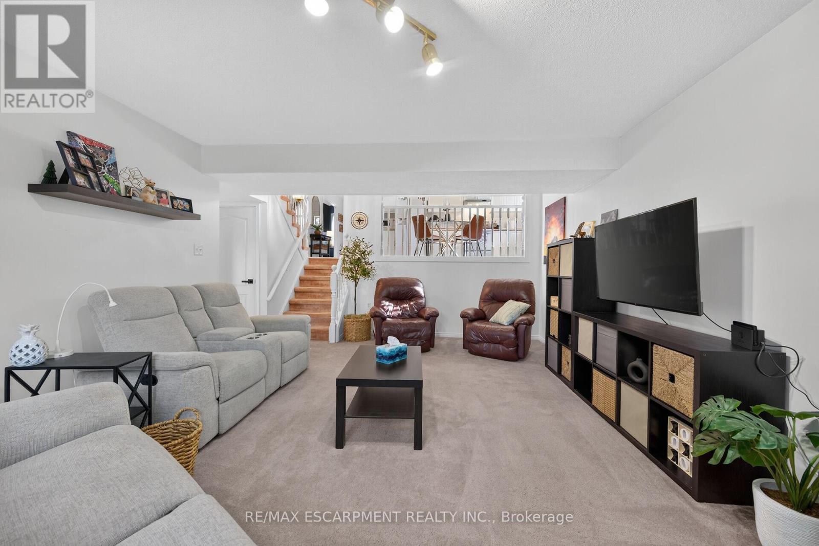 37 Glenhollow Drive, Hamilton, ON photo 31