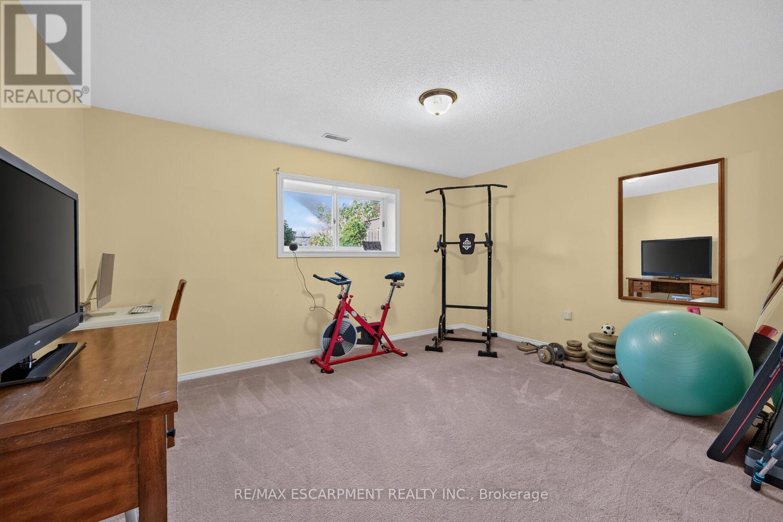 37 Glenhollow Drive, Hamilton, ON photo 33