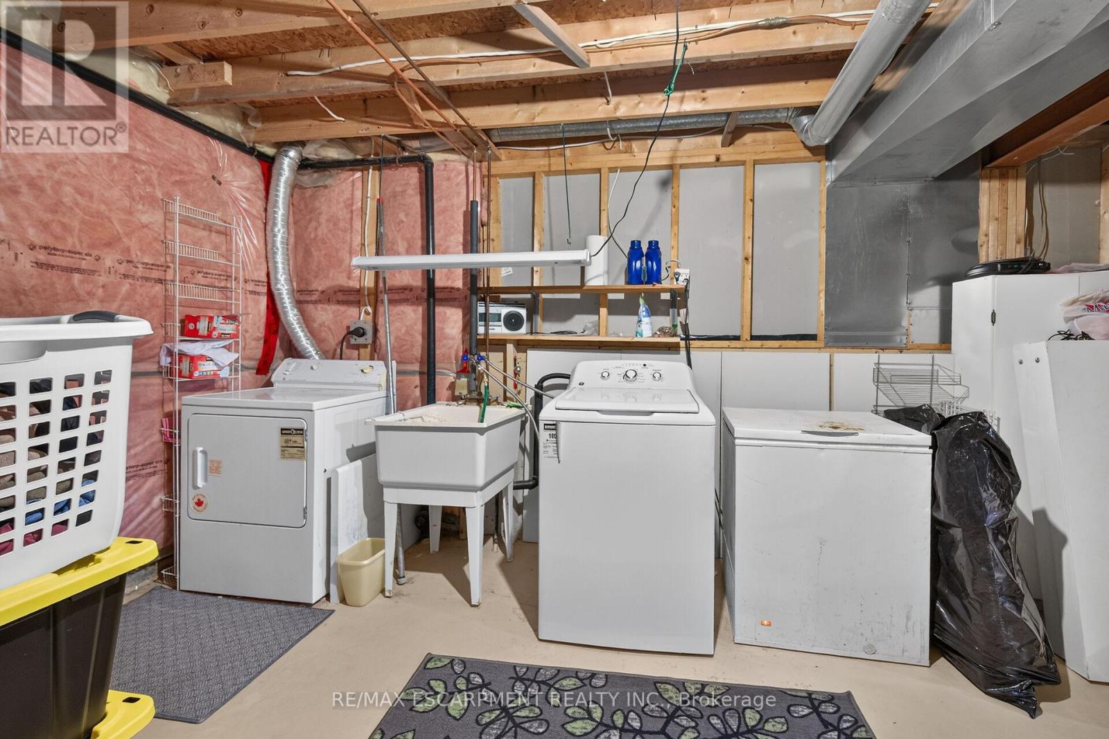37 Glenhollow Drive, Hamilton, ON photo 38