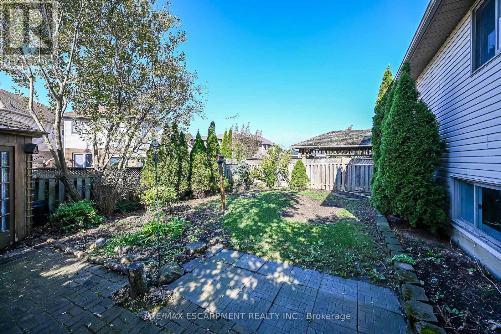 37 Glenhollow Drive, Hamilton, ON photo 43