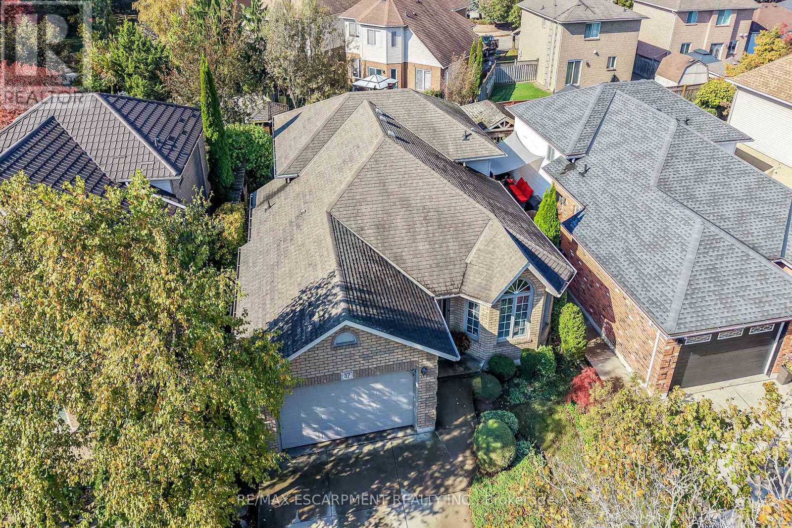 37 Glenhollow Drive, Hamilton, ON photo 47