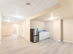 35 Lark Ridge Way, Winnipeg, MB R3Y0V4 Photo 37