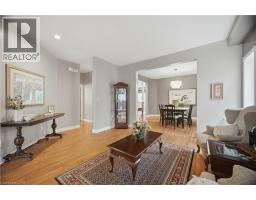 4pc Ensuite bath - 84 Meadowbank Drive, Hamilton, ON L9B2Y1 Photo 8