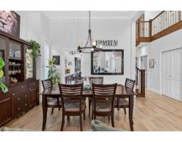 17473 64a Avenue, Surrey, BC V3S3K9 Photo 8