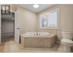 816 Azure Street, Ottawa, ON K4A0T7 Photo 22
