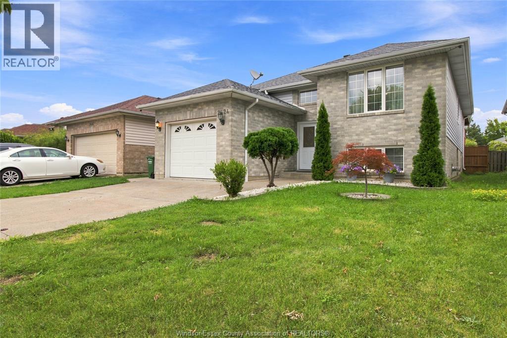 2424 TIMBERCREST AVENUE, Windsor — photo 4