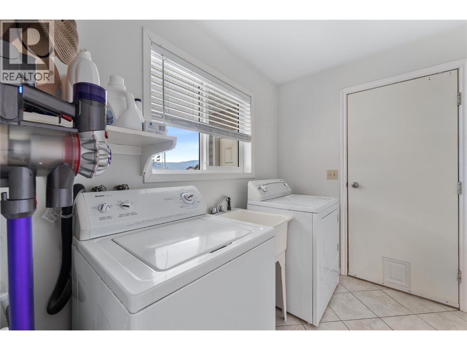  3772 Glenway Road, West Kelowna