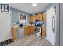 32 Los Alamos Crescent NE - photo 10