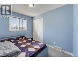 32 Los Alamos Crescent NE - photo 14