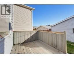 32 Los Alamos Crescent NE - photo 27