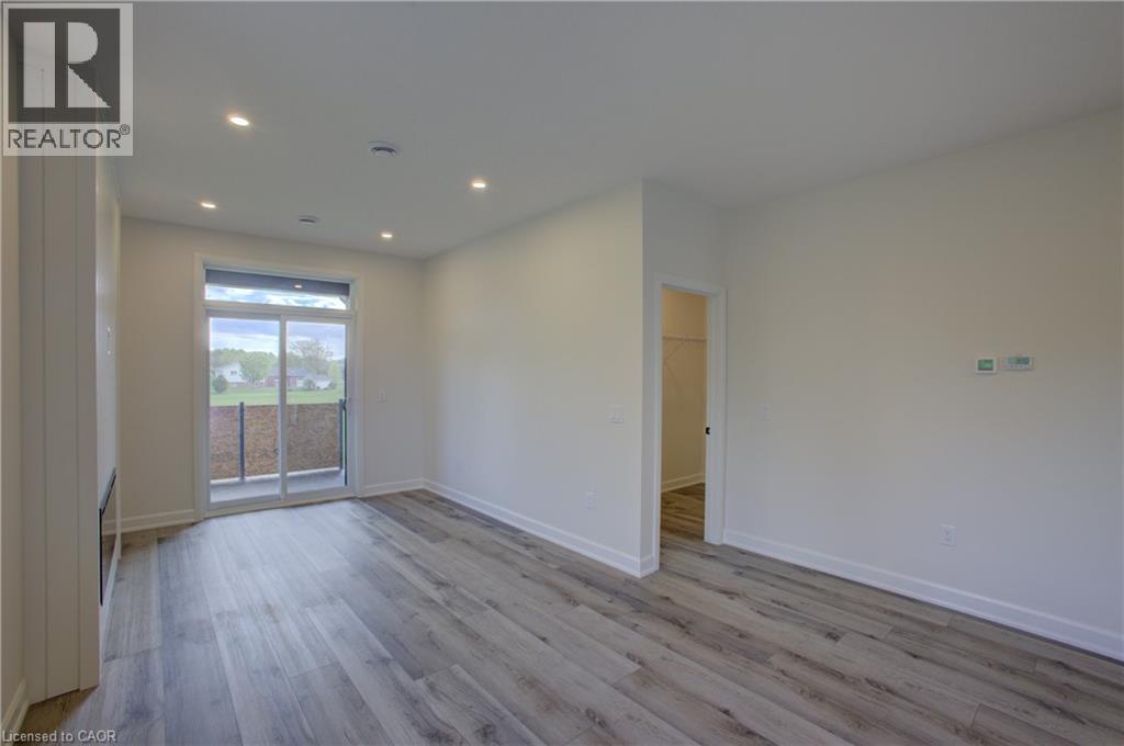 440 Wellington Street East — photo 19