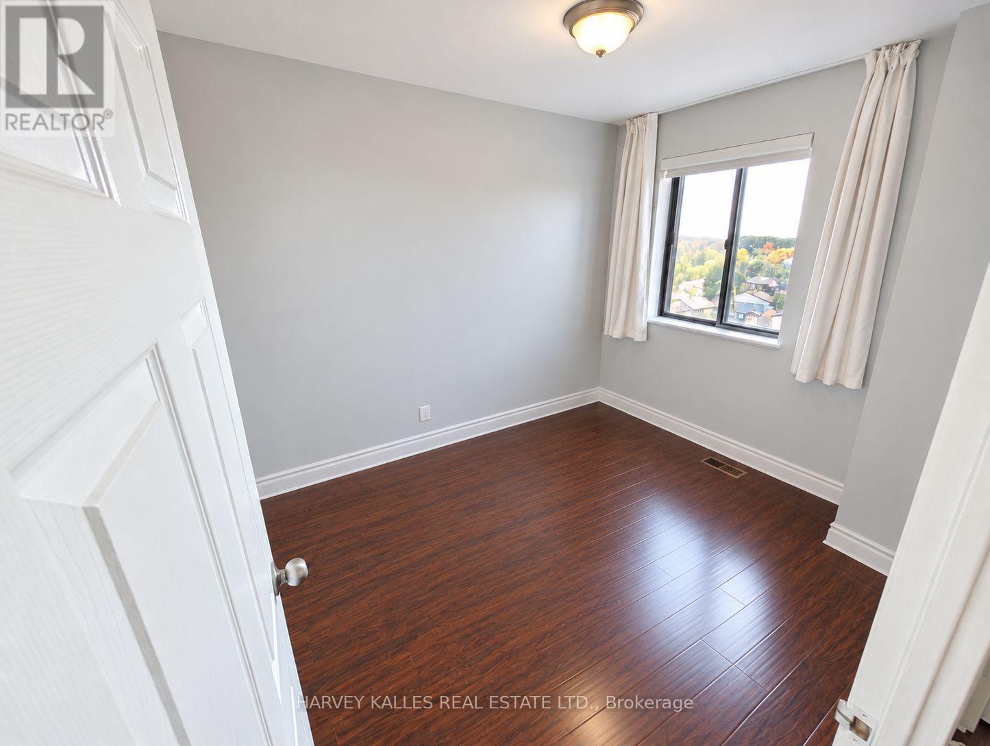 412 - 3025 THE CREDIT WOODLANDS DRIVE, Mississauga (Erindale) — photo 5