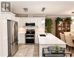 113 - 10 B Kimberley Avenue, Bracebridge, ON P1L0A6 Photo 11