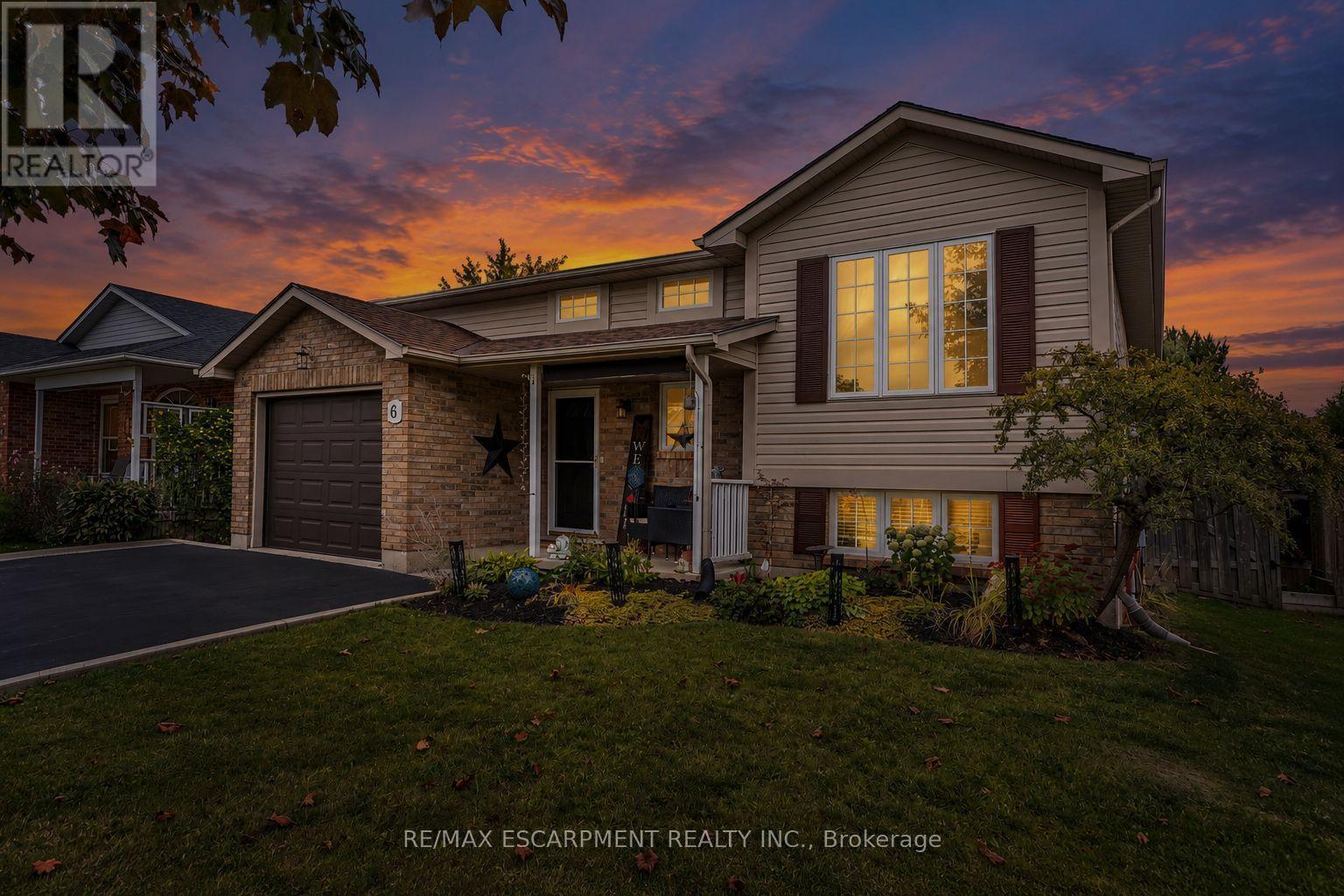 6 Stuart Street, Haldimand, ON photo 3