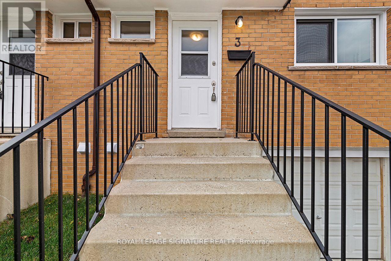 #3 20 ANNA CAPRI DRIVE - 3
