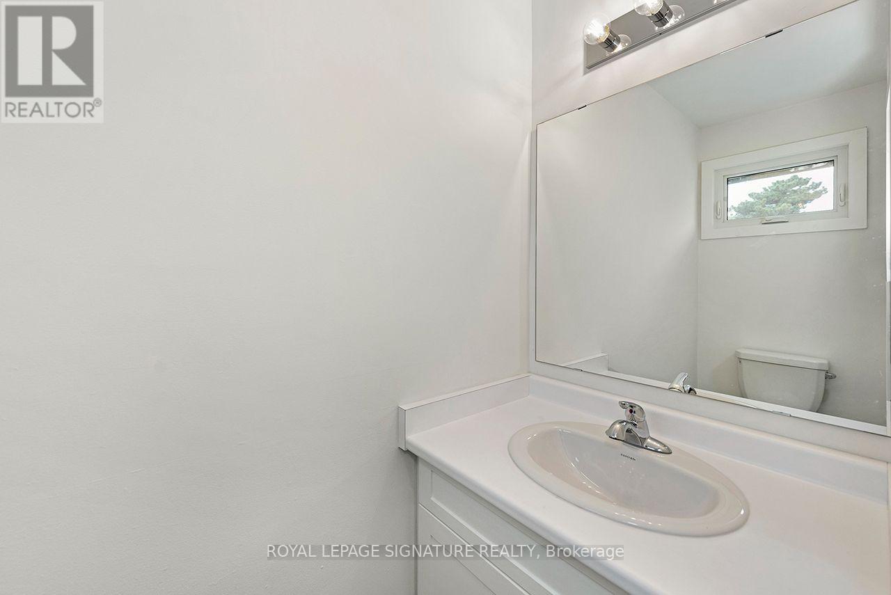 #3 20 ANNA CAPRI DRIVE - 8