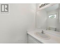 Bathroom - 3 - 20 Anna Capri Drive, Hamilton, ON L8W1M6 Photo 8
