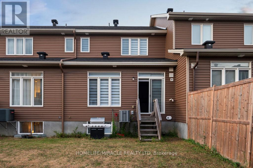 153 Overberg Way — photo 39