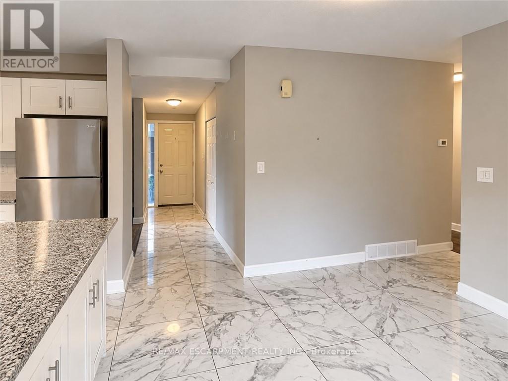 63 Sanatorium Road — photo 17