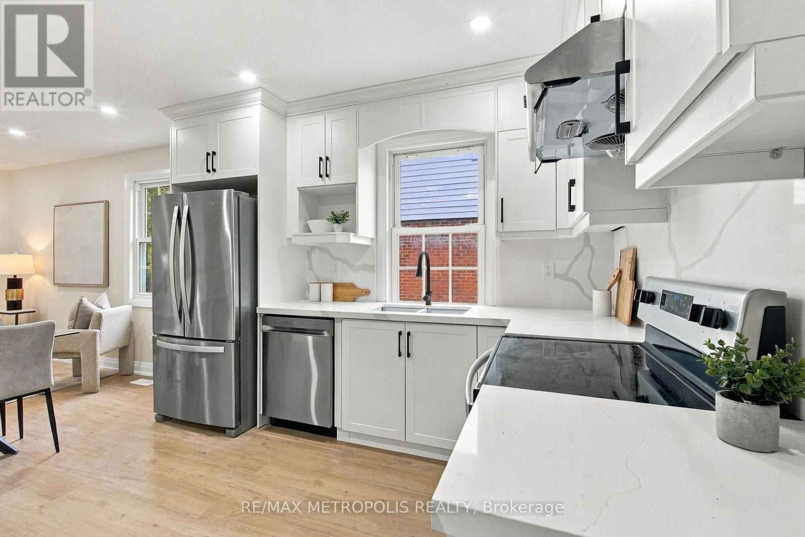 488 MCKELLAR STREET, Peterborough (Otonabee Ward 1) — photo 12
