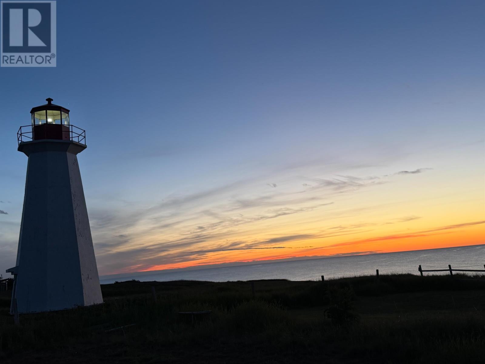 18 Light House Road - 18