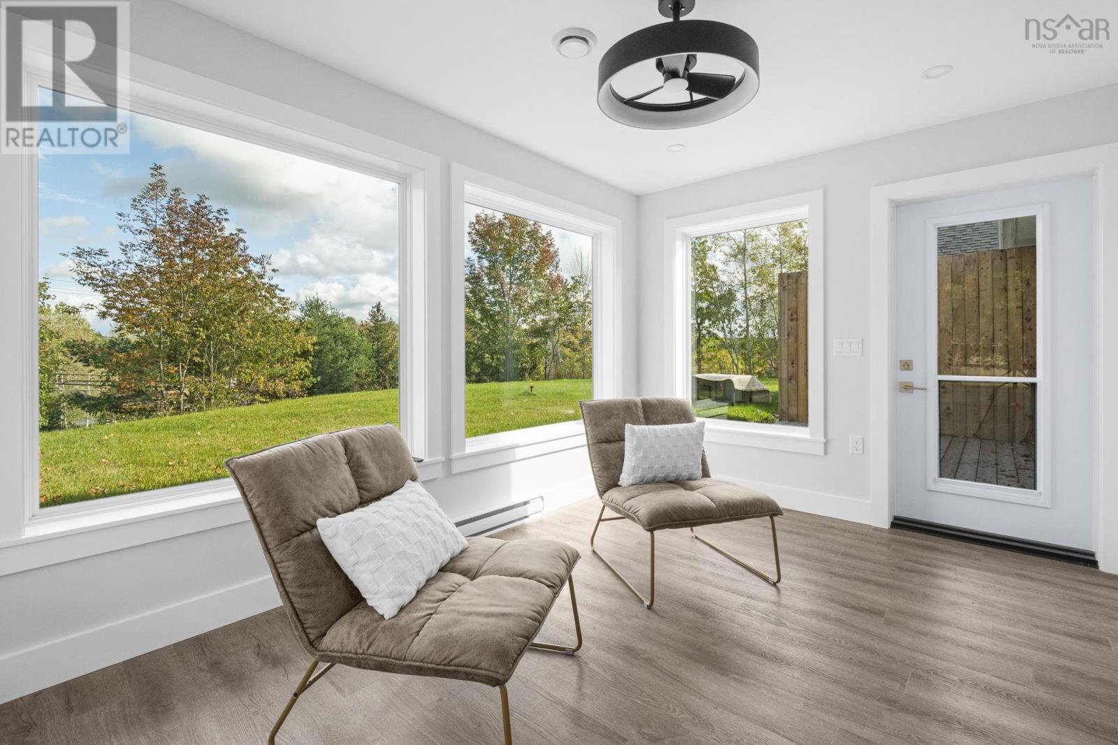 36 Pemberton Avenue - 25