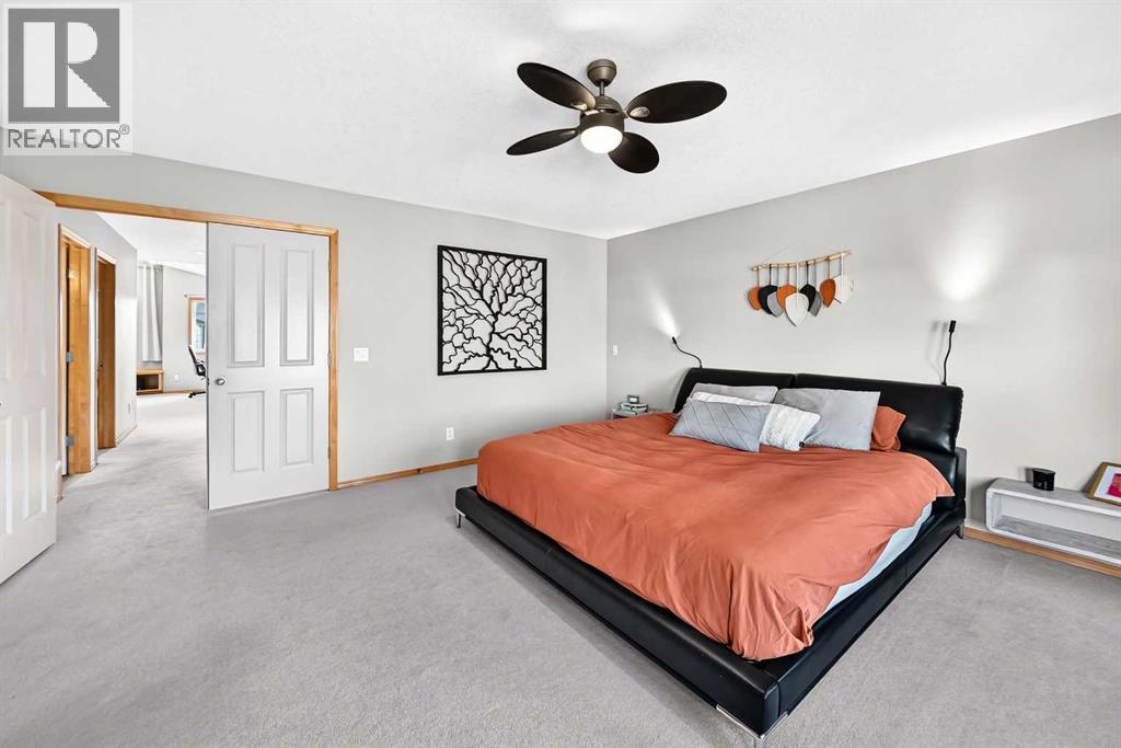 18 West Pointe Way, Cochrane — photo 25