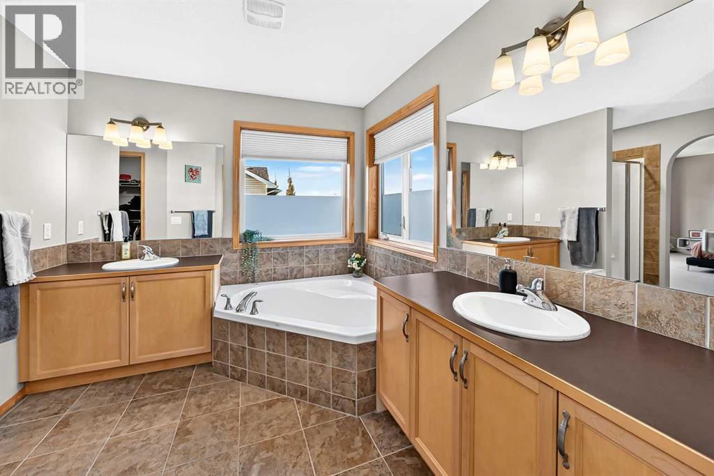 18 West Pointe Way, Cochrane — photo 26