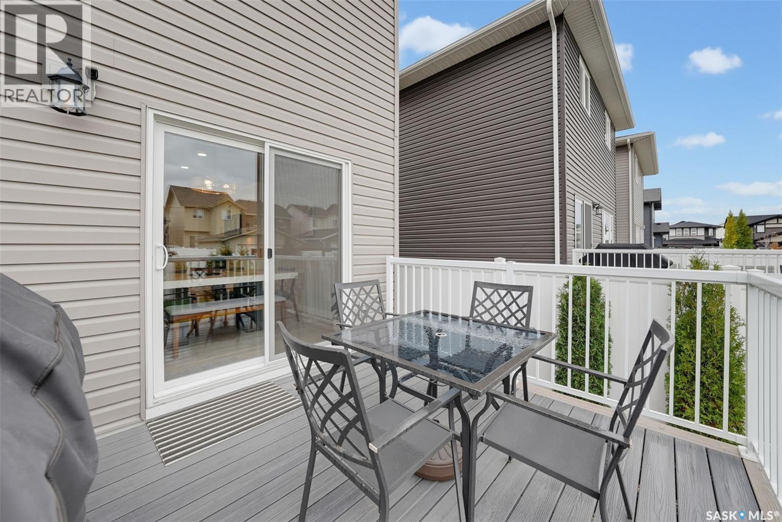 574 McFaull CRESCENT - 38