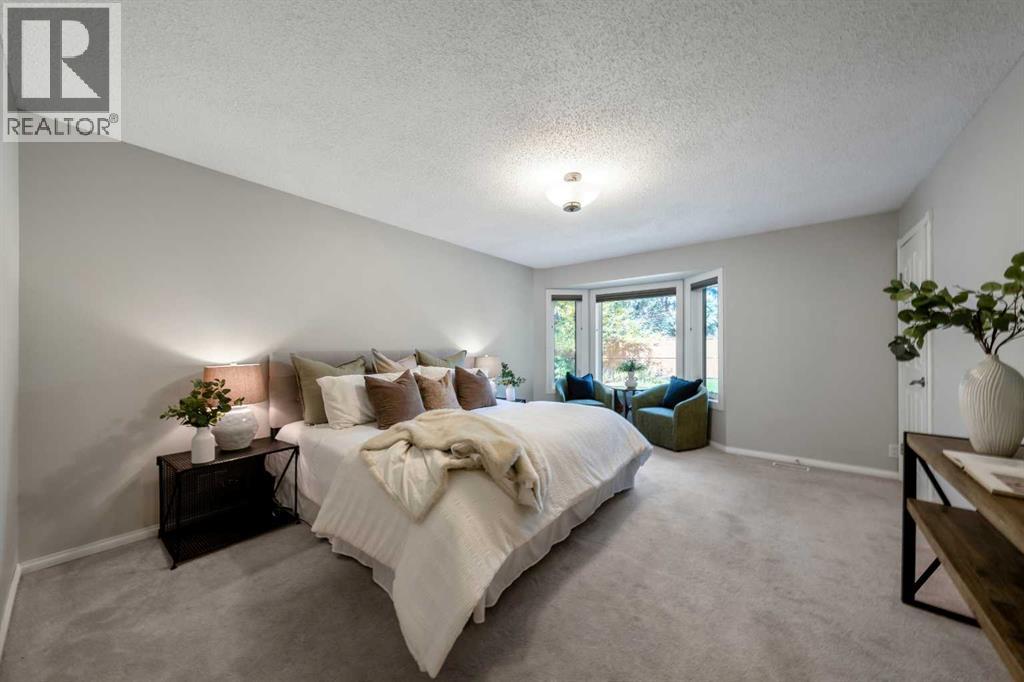 224 Varsity Crescent NW - 19