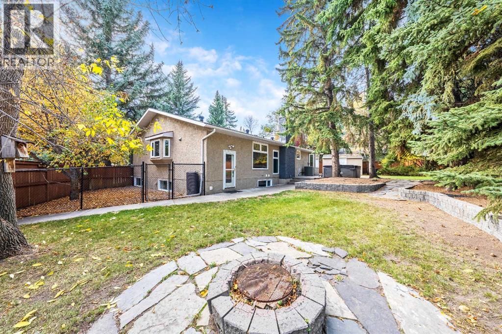 224 Varsity Crescent NW - 46